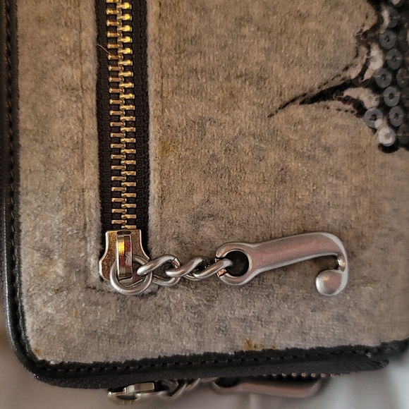 💥VTG💥JUICY COUTURE LARGE BUTTERFLY WALLET 🦋 - Picture 4 of 10